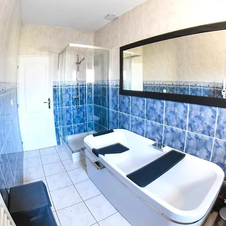 Le Familia,T5 Avec Terrasse,Parking Prive Et Clim, Ideal Famille Et Professionnels * Perpignan