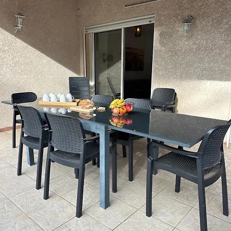 Le Familia,t5 Avec Terrasse,parking Privé Et Clim, Idéal Famille Et Professionnels