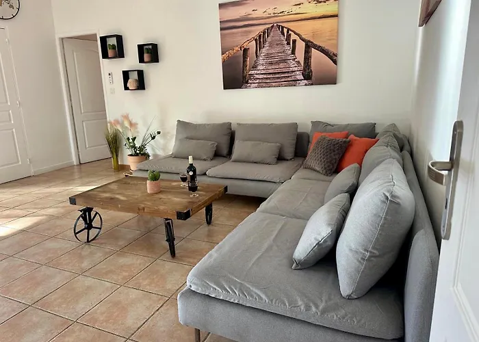 Le Familia,t5 Avec Terrasse,parking Prive Et Clim, Ideal Famille Et Professionnels Apartment